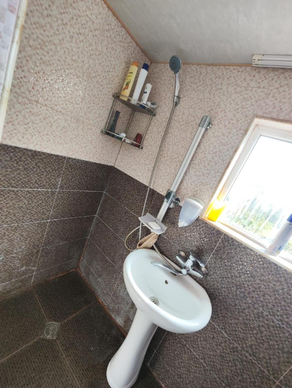Chveni Ezo Hotel Ambrolauri Buitenkant foto