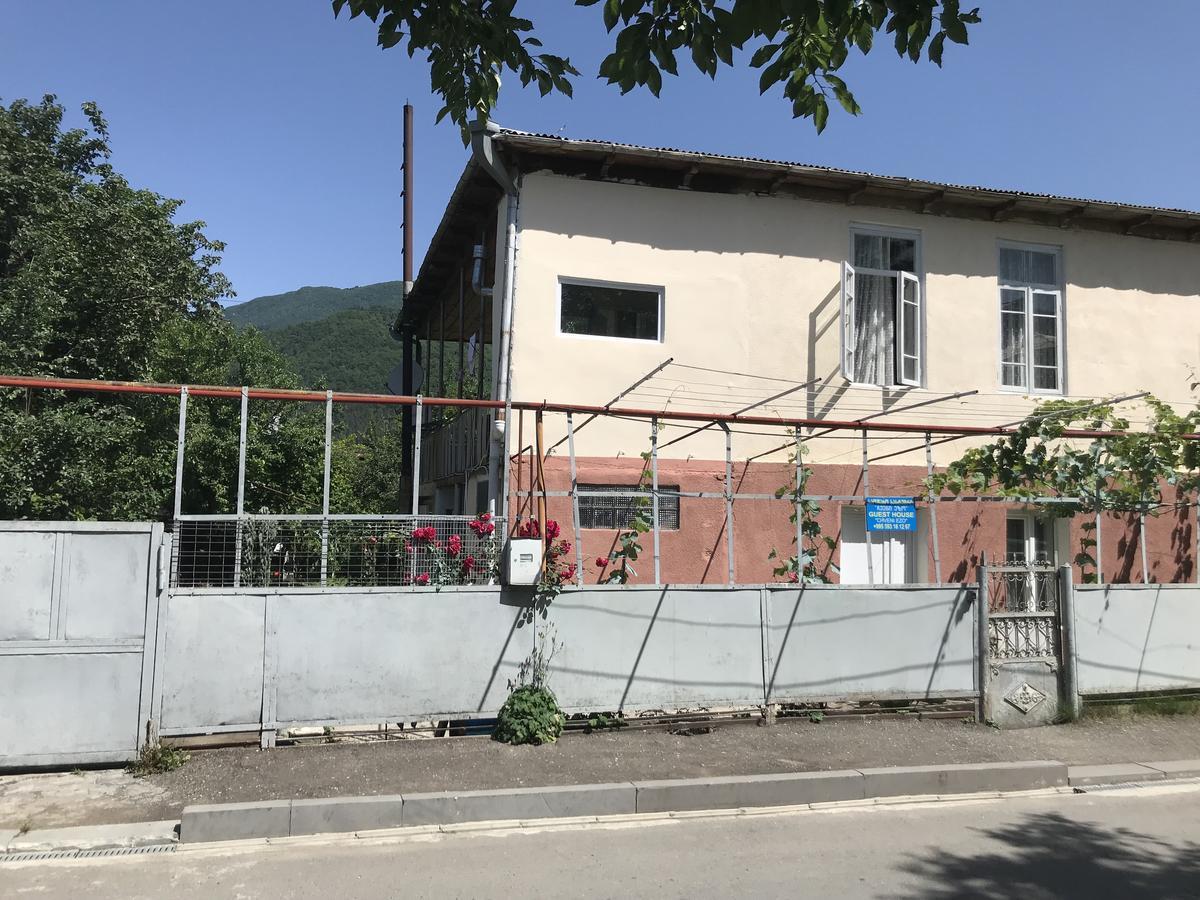 Chveni Ezo Hotel Ambrolauri Buitenkant foto