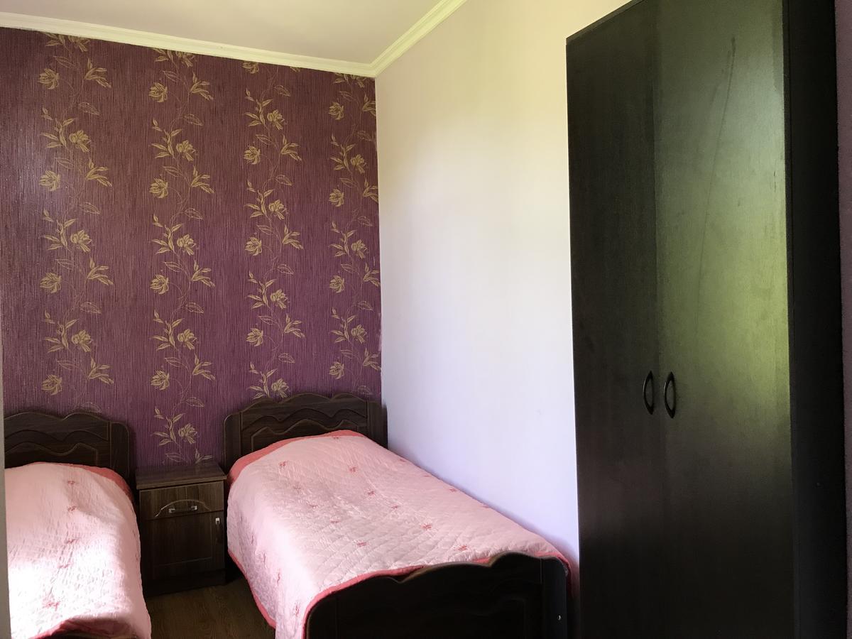 Chveni Ezo Hotel Ambrolauri Buitenkant foto